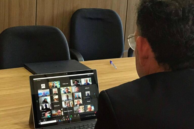 Setor do turismo no Paraná  debate retorno das atividades
