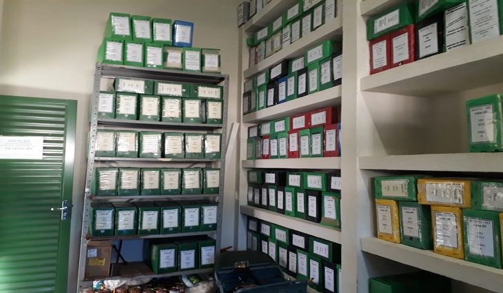 Detran-MS digitaliza documentos antigos, limpa arquivos e ajuda famílias carentes do Estado