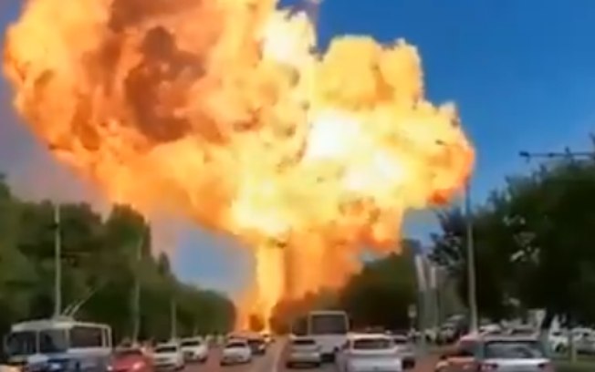 Explosão em posto de combustíveis na Rússia deixa 13 feridos; veja o vídeo