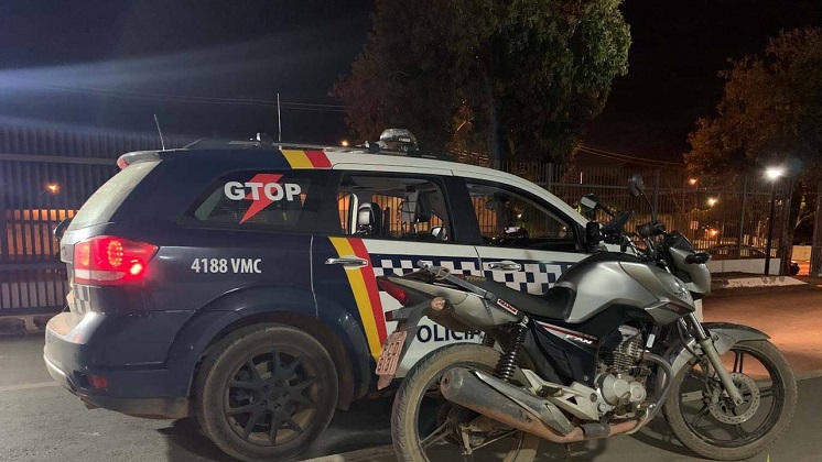 PM prende jovem que roubou motocicleta em Sobradinho