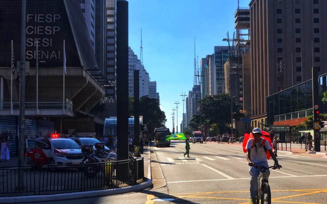 Avenida Paulista lidera ranking de roubos de celular em SP