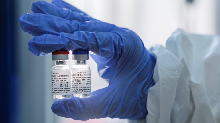 4 dúvidas sobre a vacina russa contra Covid-19