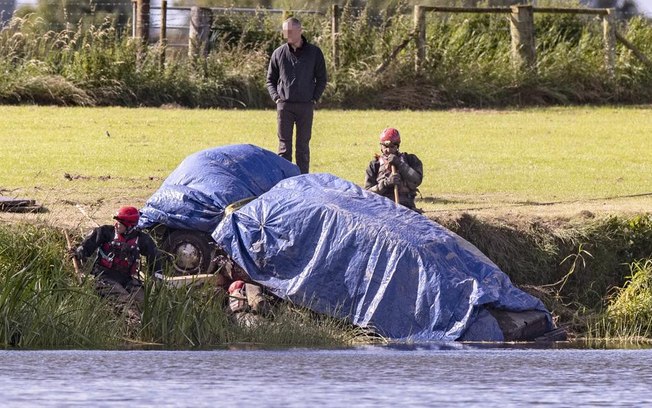 Corpo de homem desaparecido há 29 anos é achado dentro de carro afundado em rio