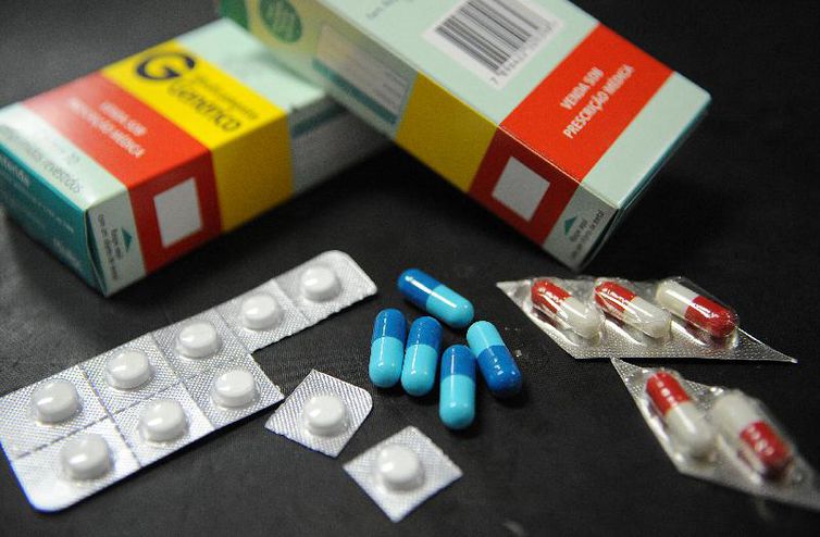 Polícia apreende R$ 1 milhão em medicamentos desviados da rede pública