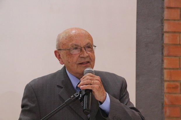 Nota de Pesar: Educação Especial lamenta a morte do Dr. Álvaro de Oliveira