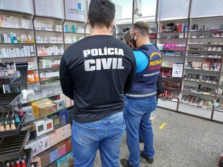 Polícia Civil apreende produtos vencidos em drogaria de Aparecida de Goiânia