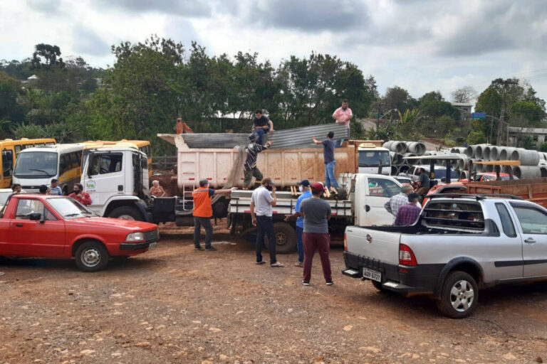 Defesa Civil repassa ajuda humanitária a município afetado por granizo