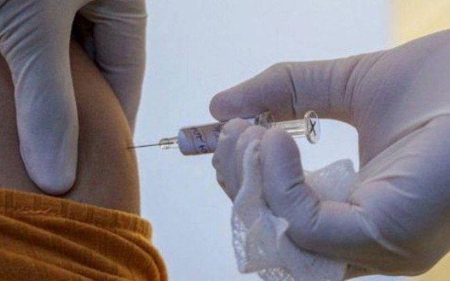 22 mil voluntários testarão vacinas da Covid-19 em sete estados e no DF