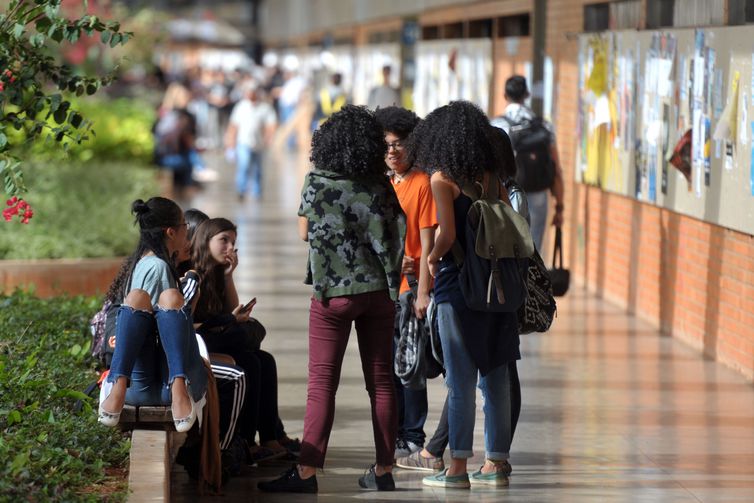 Prouni: estudantes tem até amanhã para participar da lista de espera