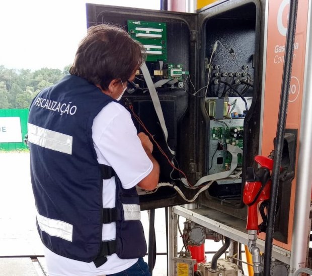 Imetro-SC identifica fraude de combustível em Porto Belo