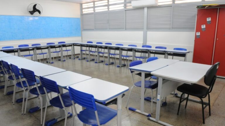 Trinta escolas do Gama já ganharam reforma
