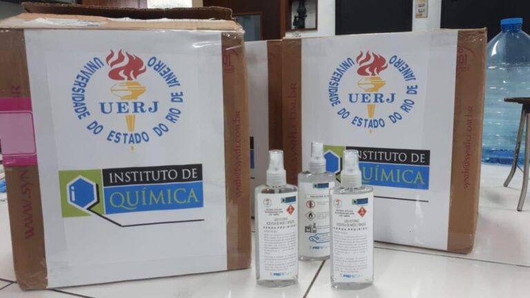 Uerj faz doação de álcool glicerinado para comunidade do Complexo da Maré