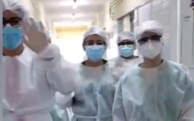 Funcionários celebram alta de último paciente com Covid-19 e vídeo viraliza