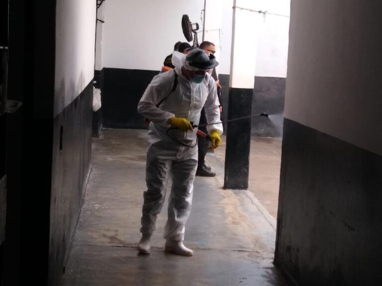 Cadeia de São Félix do Araguaia passa por desinfecção