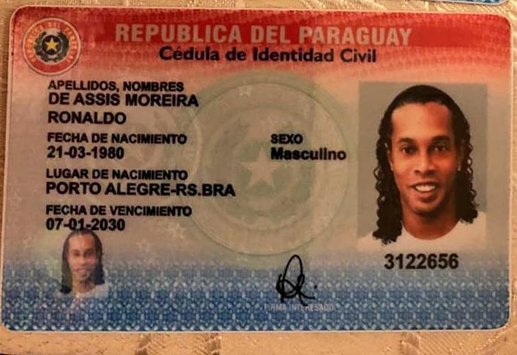 Juiz do Paraguai concede liberdade a Ronaldinho Gaúcho após 5 meses