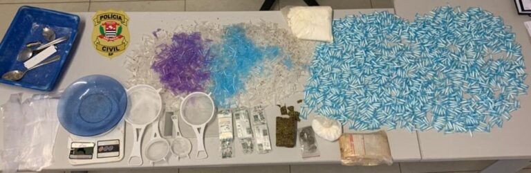 Polícia Civil de prende dois homens com mais de 1.400 porções de cocaína