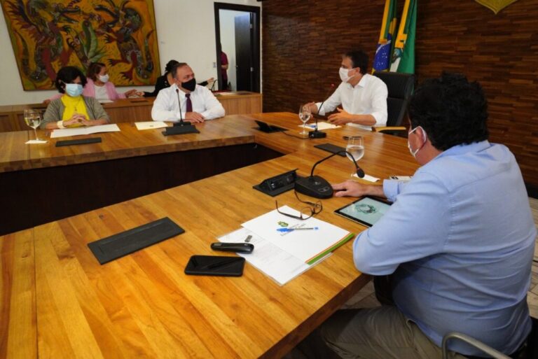 Governador se reúne com ministro da Saúde e apresenta ações do Ceará na área