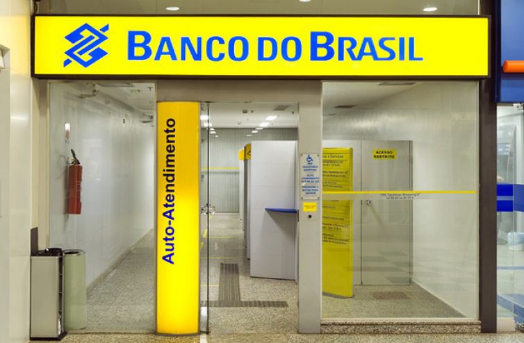 Banco do Brasil renegocia mais de R$ 7 milhões em dívidas por whatsapp