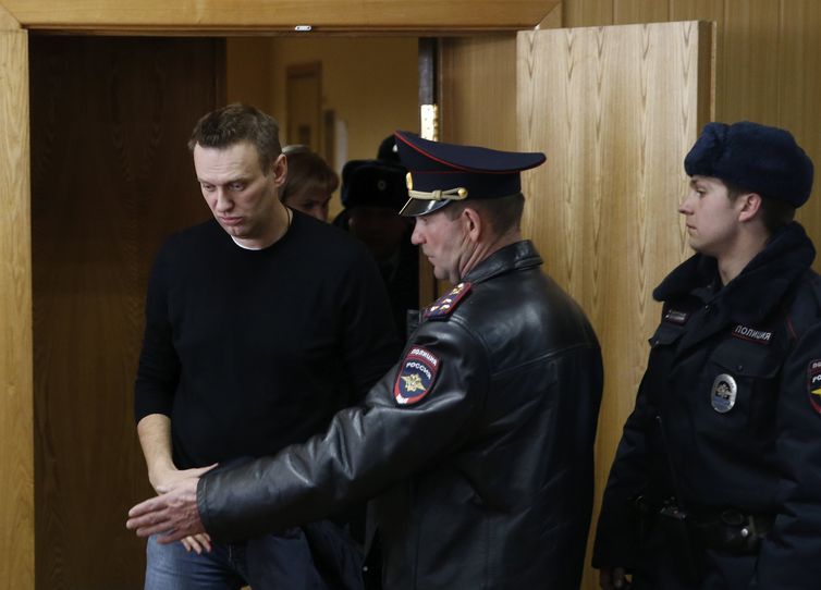 Kremlin nega pedidos para investigar doença de Navalny