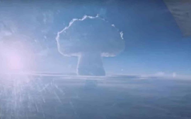 Rússia divulga vídeo de teste com a bomba nuclear mais potente já criada