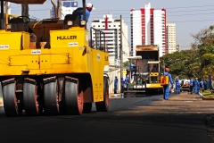 Governo Presente-Recuperação funcional do  pavimento na Avenida Mato Grosso Foto Saul Schramm