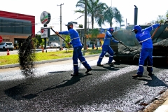Governo Presente-Recuperação funcional do  pavimento na Avenida Mato Grosso Foto Saul Schramm