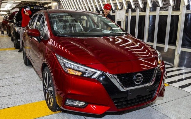 Nissan começa a produzir novo Versa para o mercado brasileiro