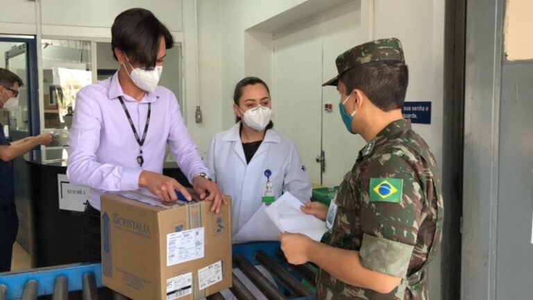Hospitais gaúchos recebem terceira remessa de medicamentos do kit intubação