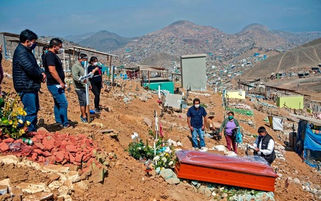 Peru prorroga estado de emergência por pandemia