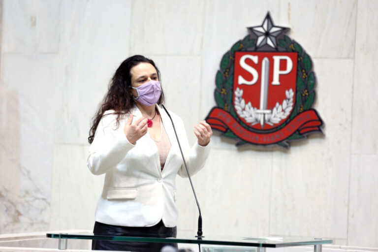 Janaina Paschoal defende a postura do ministério da Saúde no caso da menina vítima de abuso sexual