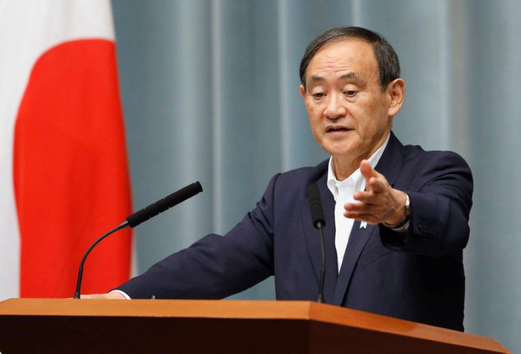 Japão: na corrida para substituir Abe, Suga surge como forte candidato