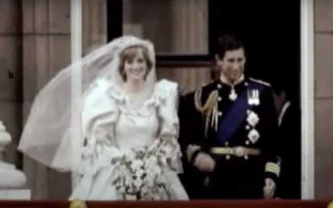 Estilista conta que rasgava desenhos do vestido de noiva da Princesa Diana