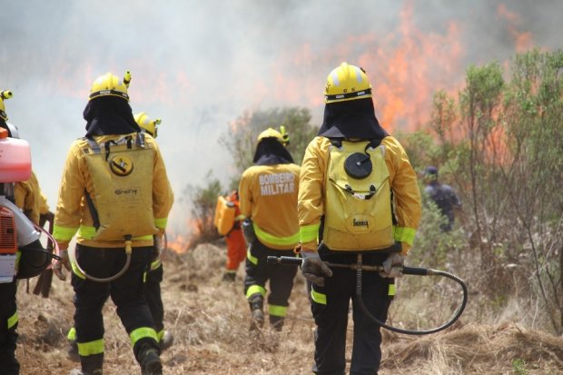 Corpo de Bombeiros Militar de SC é acionado para combate aos incêndios no Mato Grosso do Sul