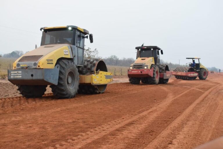 MT terá 4,7 mil km de obras de asfalto novo e recuperação de rodovias