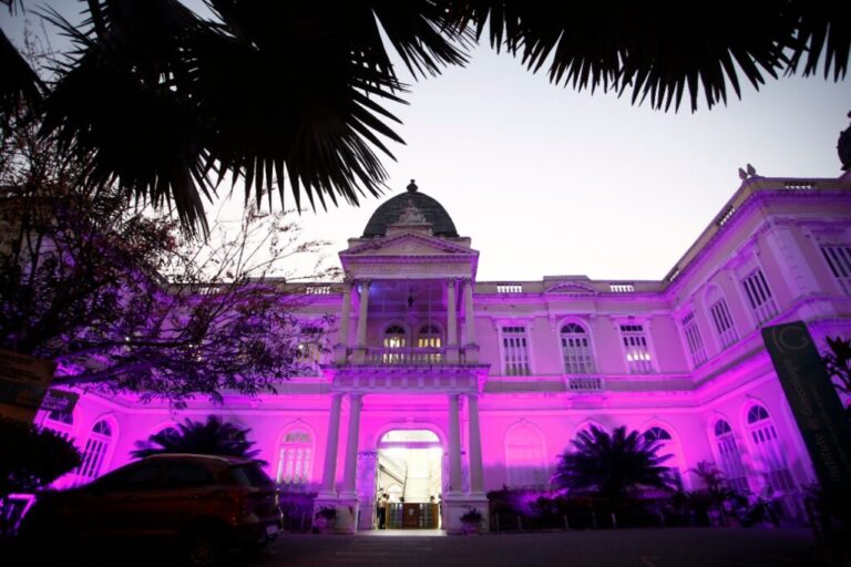 Secretaria de Saúde desenvolve ações em apoio à campanha Outubro Rosa