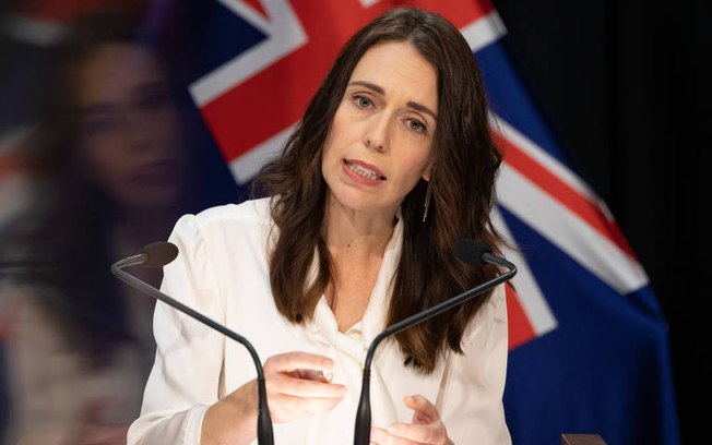 Primeira-ministra da Nova Zelândia diz que o país ‘venceu novamente’ a Covid-19