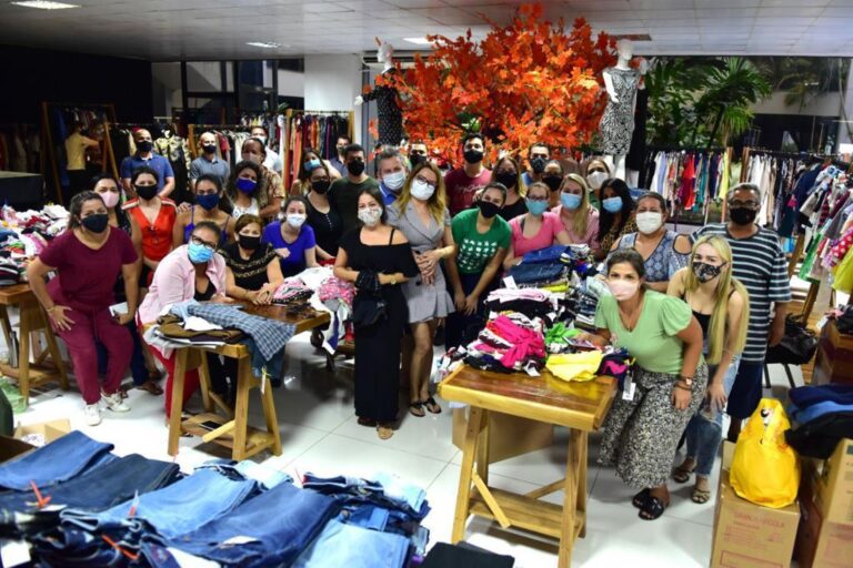 Primeira-dama abre Bazar Vem Ser Mais Solidário nesta terça-feira (06) com desfile de moda