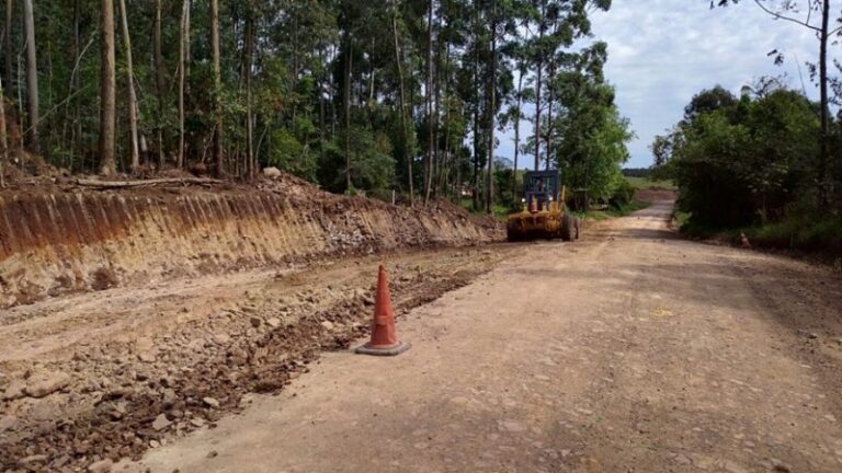 Começa pavimentação no acesso a Lagoa Bonita do Sul
