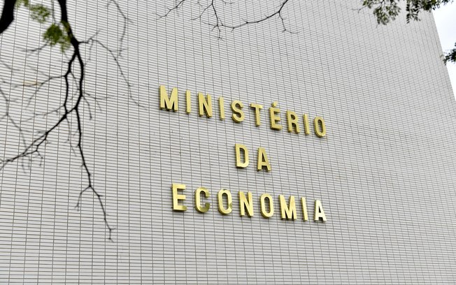 Ministério da Economia fará seleção para contratar 100 profissionais; veja vagas