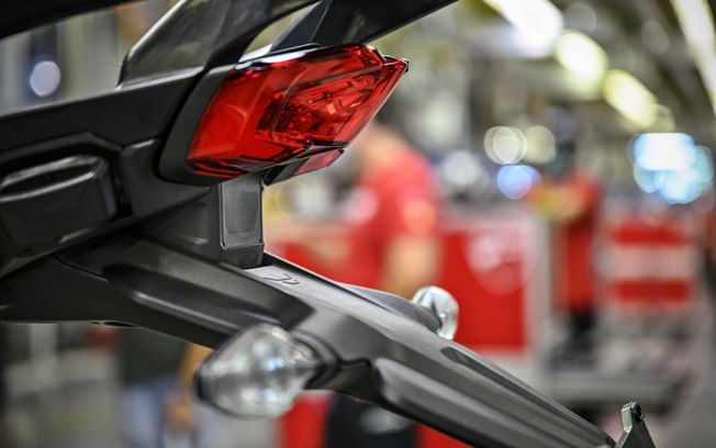 Nova Ducati Multistrada V4 será a primeira moto do mundo com radares