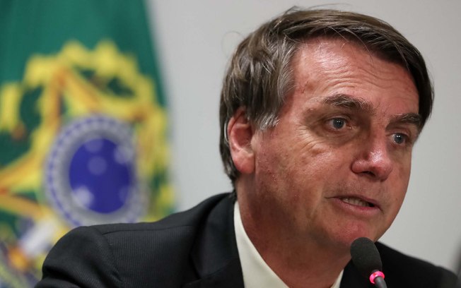 Bolsonaro admite que trabalho da PF contra corrupção ajudou a elegê-lo em 2018