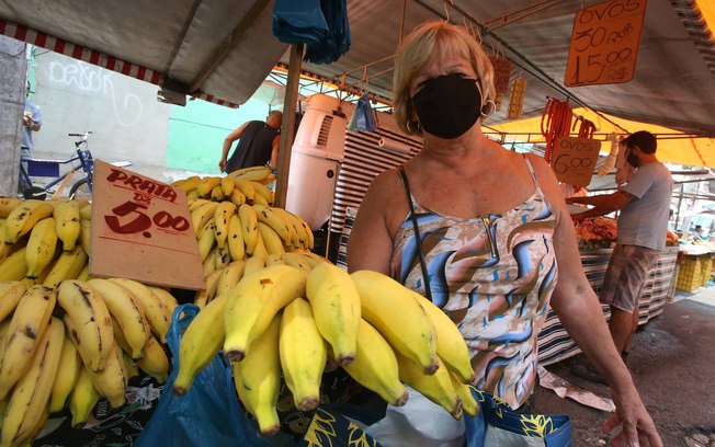 Após arroz e leite, banana dispara e ‘preço de banana’ não é mais para todos