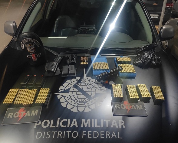 PMDF aprende arsenal de munições na Ceilândia