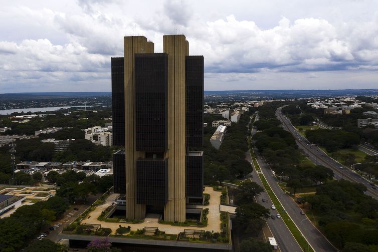 Bancos Pan, BMG e Inter lideram ranking de reclamações ao BC