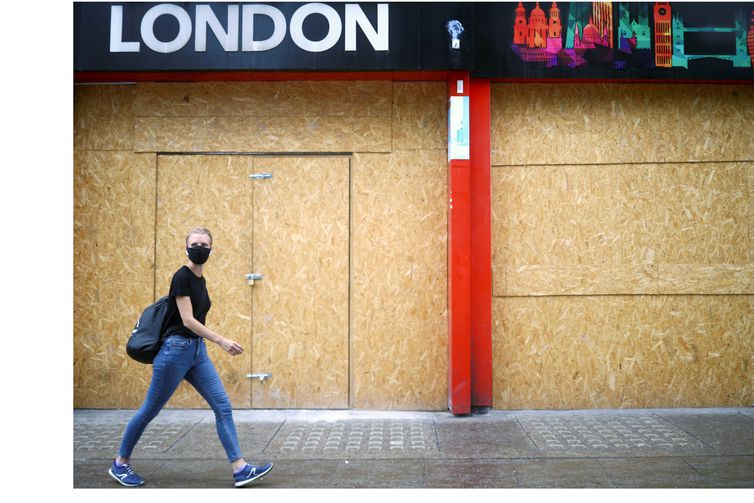 Londres adota lockdown mais rígido e terá inverno duro pela frente