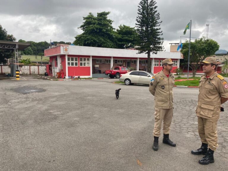 Comandante-geral do Corpo de Bombeiros visita quartéis nas regiões Serrana e Baixada Fluminense
