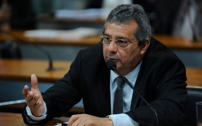 Ex-deputado Abel Mesquita é alvo de operação contra fraudes na Saúde de Roraima