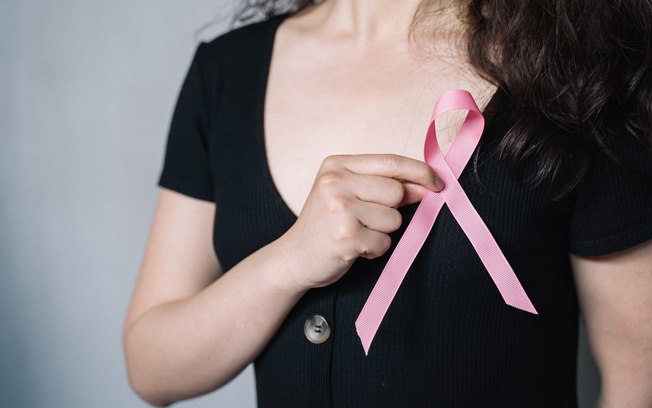 Especialista fala sobre como fica a sexualidade depois do câncer de mama