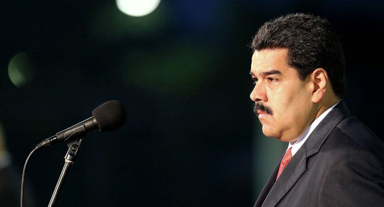 Venezuela anuncia ampla reabertura do comércio