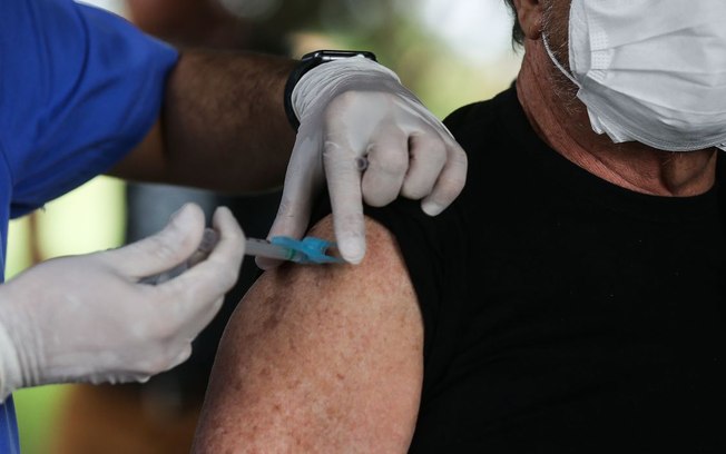 Algumas vacinas mostram bons níveis de imunização em testes, diz OMS